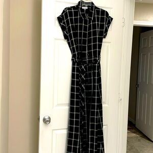Calvin Klein size 8 black and white long dress